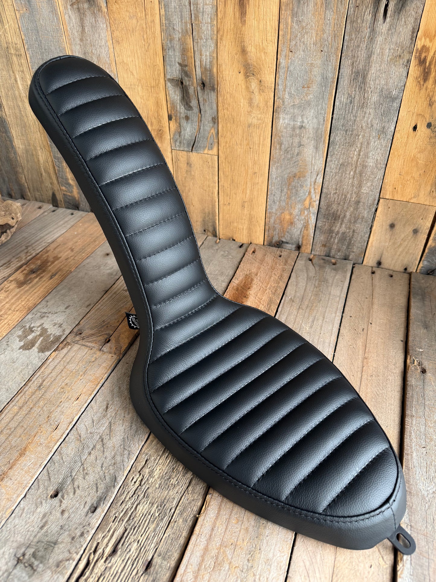 Hardtail chopper cobra seat Black Leather side to side pleates