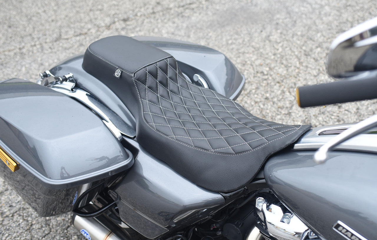 08-22 Harley Davidson Touring seat Standard Foam