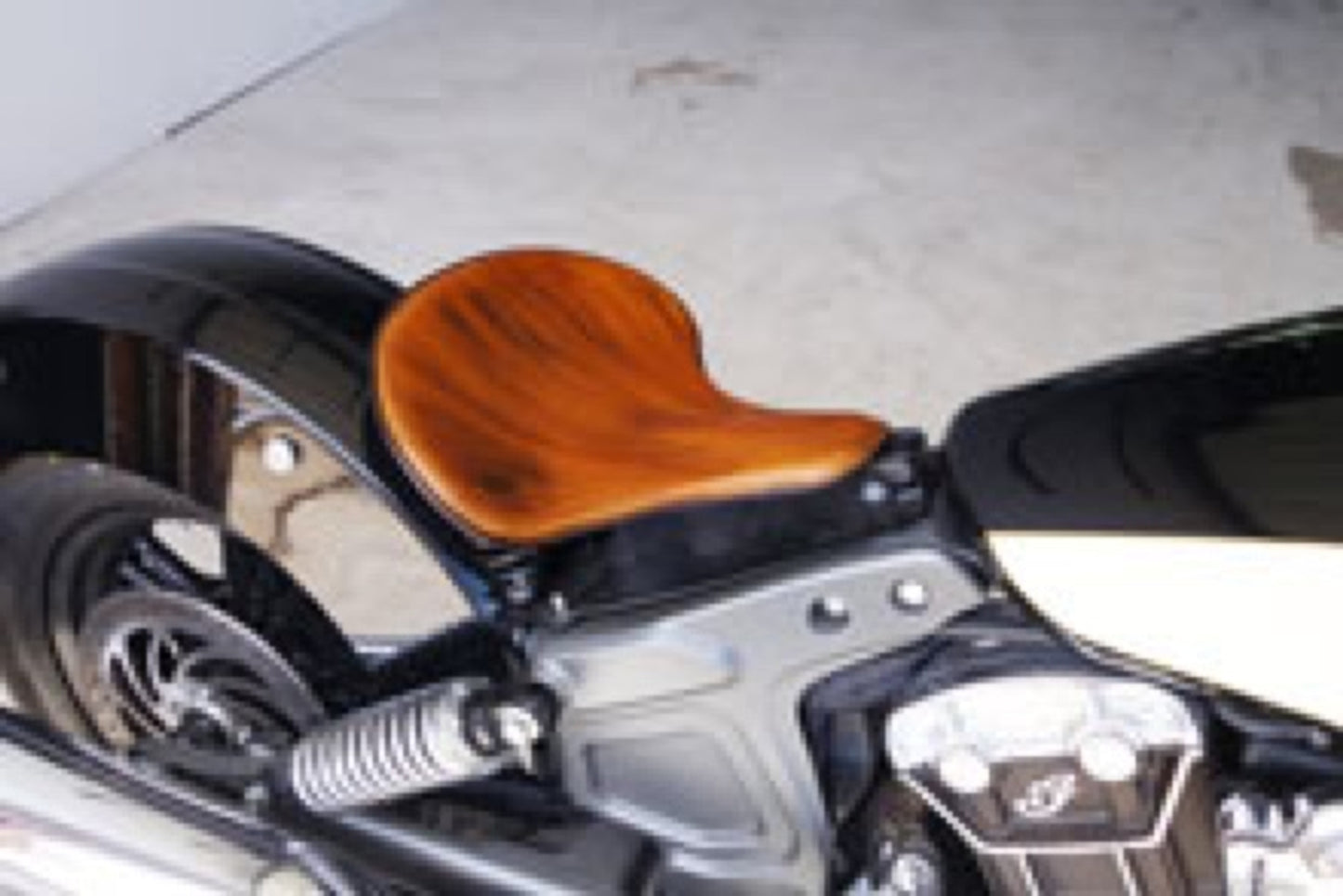 Gel Tan Tractor Seat 15"x13"